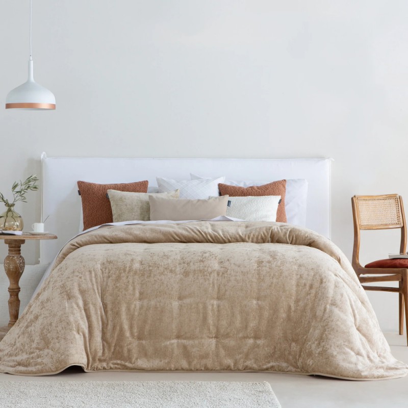 Voodikate Detroit Arena 235x270 cm